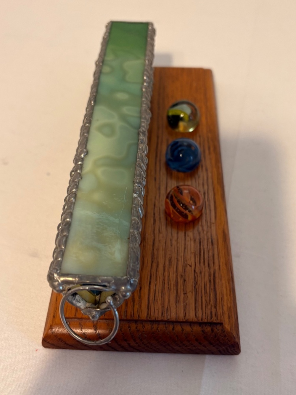 Vtg Handmade Stained Glass Kaleidoscope/Marblescope with Wood Stand & 3 Marbles